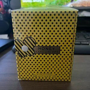 Never Opened Marc Jacobs Honey Eau de Parfum 100 ml 3.3 FL OZ